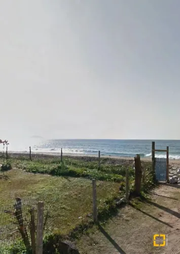 Terreno à venda na Praia da Armação em Florianópolis SC
