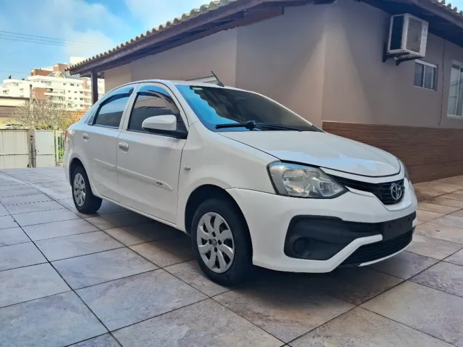 Toyota Etios X Plus Sedan 1.5 Flex 16V 4P Aut. 2018