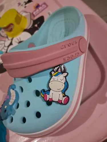 Sandália crocs crocband clog kidst ice blue/white - C 6 (23-24) equivale 24 no Brasil <br><br><br><br>