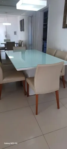 Mesa de Jantar com 6 cadeiras