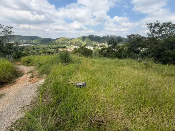 Terreno no Alto do Boa Vista - Colonia Santo Antonio - Barra Mansa - RJ - 1260m2