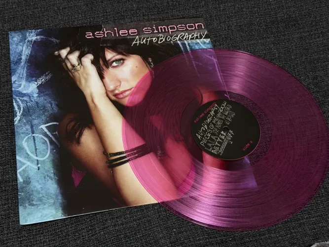 Disco de Vinil - Ashlee Simpson - Autobiography (Urban Outfitters)