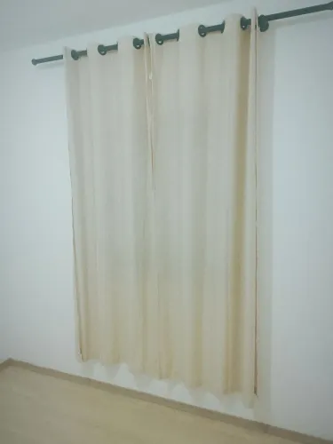 Linda cortina para o quarto  incluindo varão 
