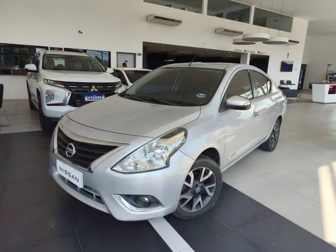Nissan Versa SL 1.6 16V Flexstart 4P Aut. 2017