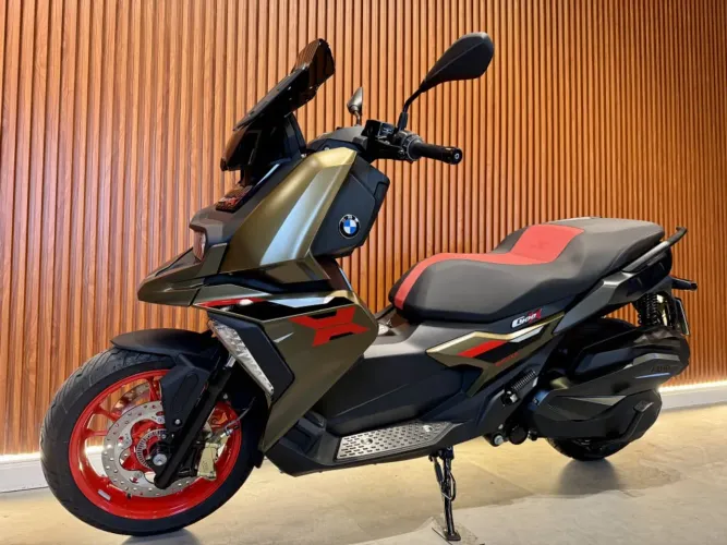 BMW C 400 X PLUS