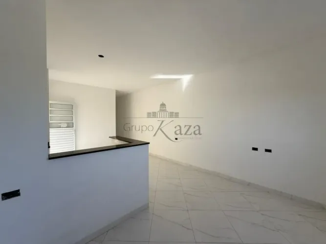 Casa - Jardim Santo Antônio da Boa Vista - Jacareí - 2 Dormitórios - 65m².