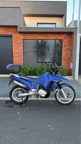SUZUKI DR 800s
