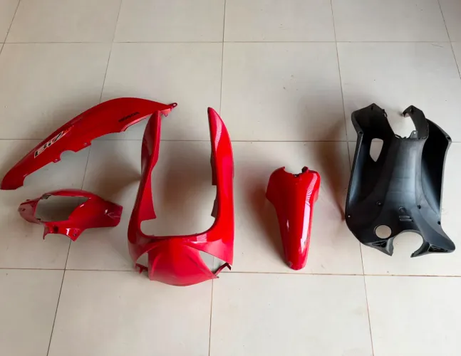 Kit de Carenagens Honda Biz 110i
