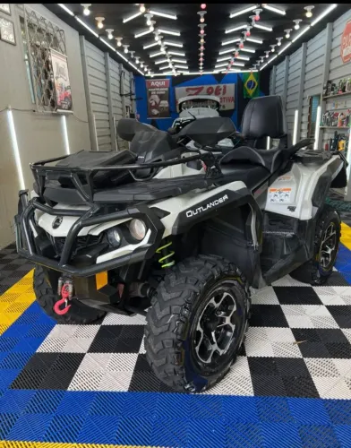 Quadriciculo  cam an outlander max 1000cc limited