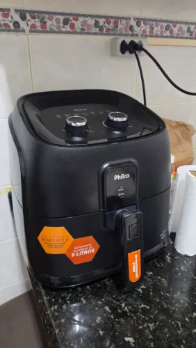 Air Fryer Philco 9L gigante parece um forno