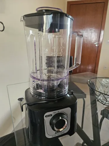 Liquidificador ARNO NOVO. POTENTE. 127v. 3 MESES DE USO. BR