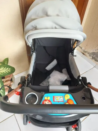 Carrinho de bebê Deko