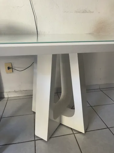 Mesa laqueada branca quadrada grande