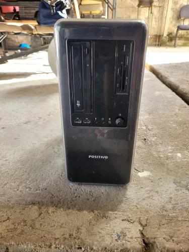Gabinete PC com leitor de DVD