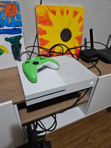 Xbox One S - 500gb