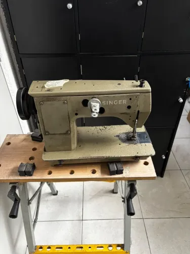 máquina de costura Singer 20U industrial