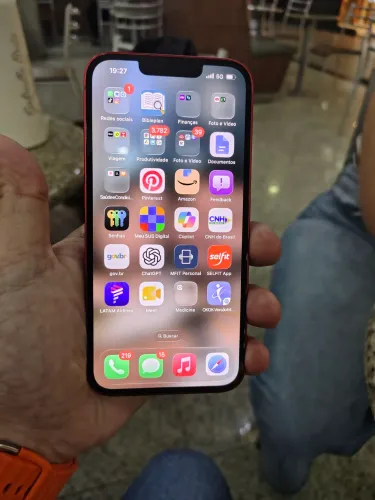 Vendo iPhone 13 todo original 