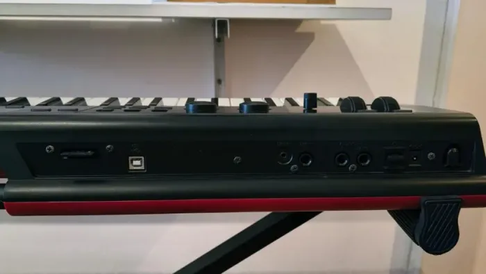 Teclado Korg Kross 61