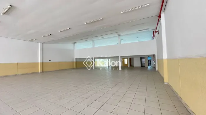 Galpão para alugar no Centro de Itu (SP).