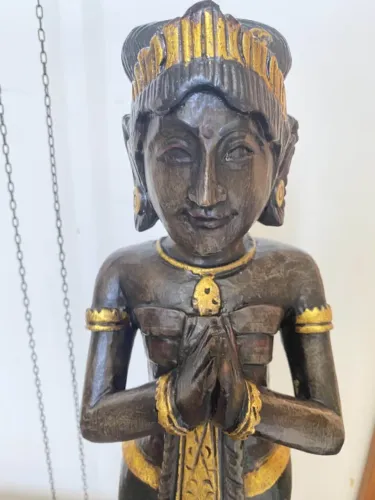 Escultura Deusa Tailandesa