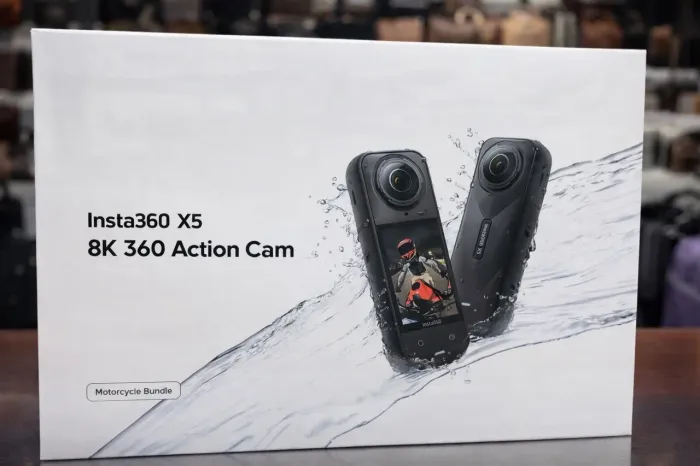 (Nova-Lacrada)Insta360 X5 8K Camera 360 Motorcycle Bundle Completo
