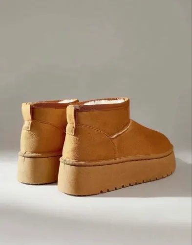 bota pelúcia da tipo ugg marrom