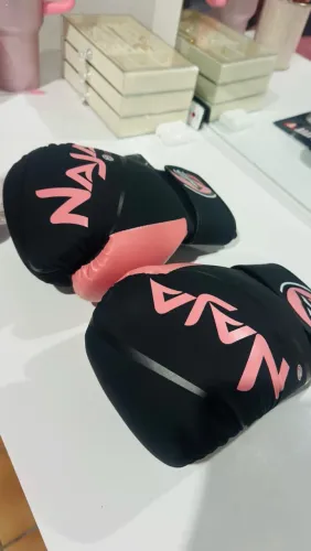 Kit Muay Thai Naja 12 oz + Bandagem + Protetor Bucal ?
