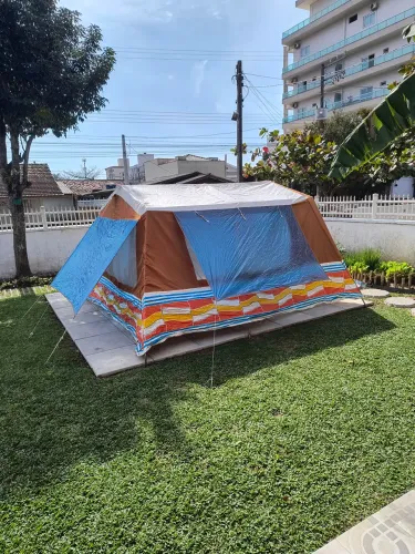 Vendo barraca de Camping 6 pessoas