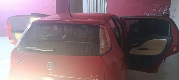 Fiat Punto Essence 1.6 Flex 16V 5P 2016
