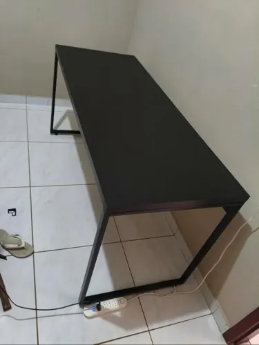 Mesa Escrivaninha Gamer Compacê Preta 150x60cm - Escritório e Estudos