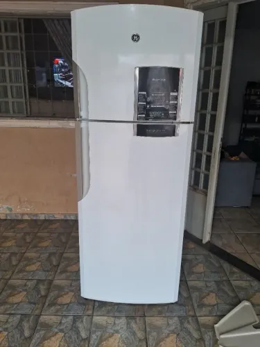 Geladeira frost free 480 litros funcionando