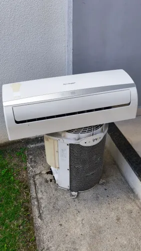 Ar condicionado Springer Carrier 9 mil Btus