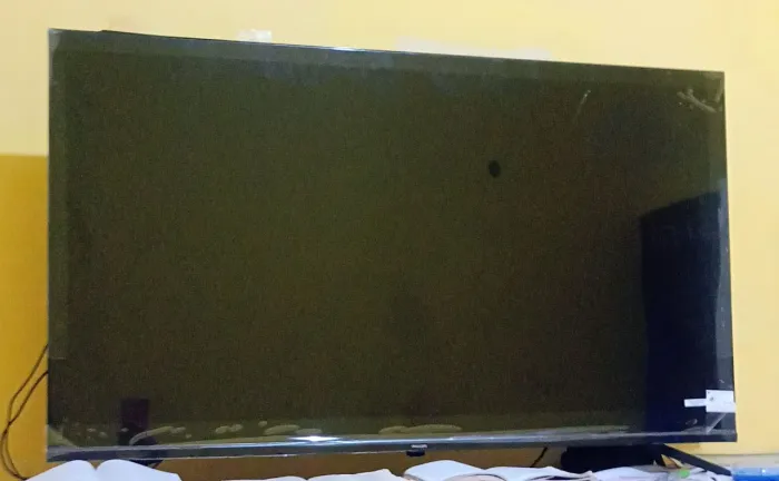 Tv Philips 50" com nota fiscal