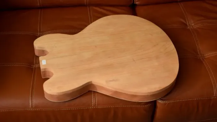 Corpo pré cortado para guitarra canhota semiacústica araucária (C218)