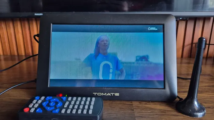 Tv Digital Portátil Tomate 9 polegadas