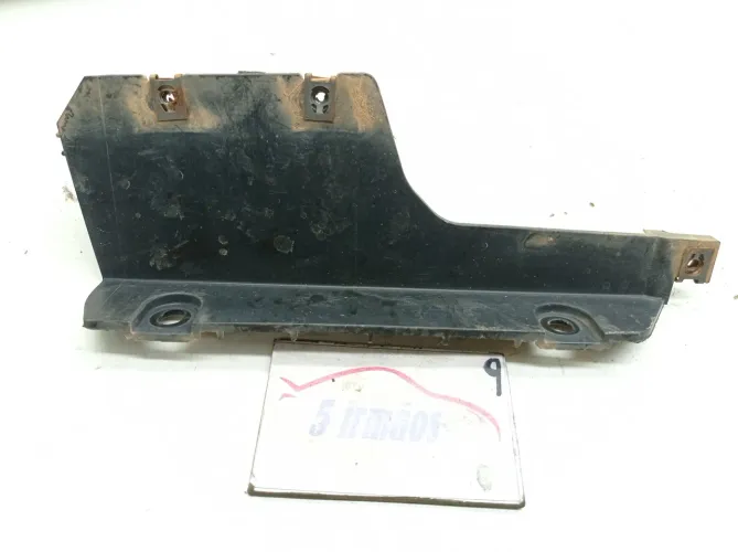 Guia Direita Parachoque Traseiro Fiat Strada 1.4 2010 / 2011