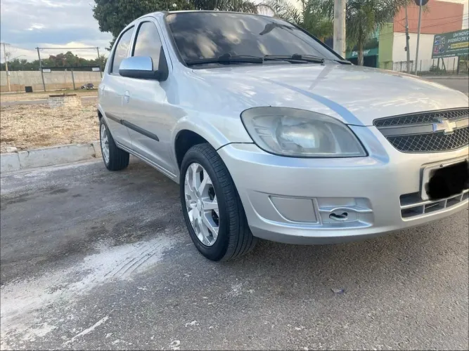 Chevrolet Celta Spirit/ LT 1.0 MPFI 8V Flexp. 5P 2013