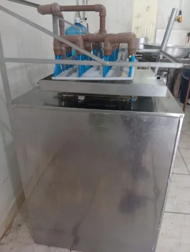 Vendo pingadeira de PETA 