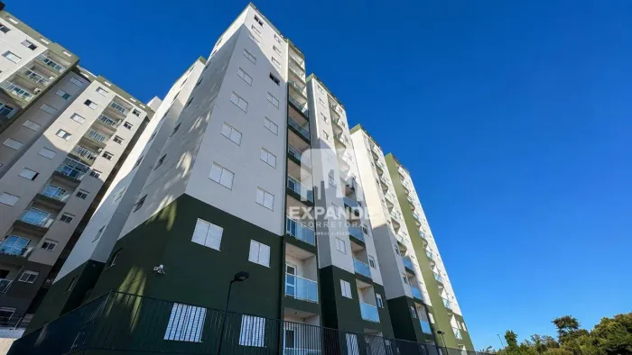 Apartamento com 2 dormitórios à venda, 54 m² por R$ 270.000 - Jardim São Vicente - Botucat