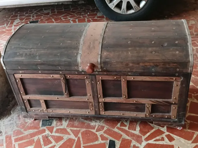 Baú em madeira