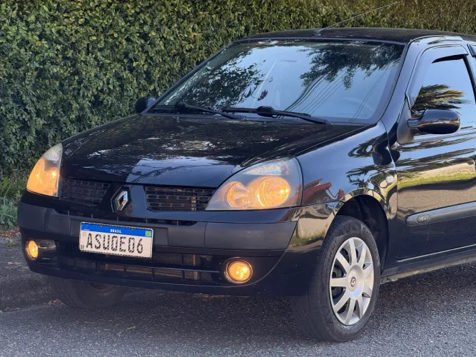 Renault Clio SED RT/ Privilège/ Botic 1.6 16V 4P 2004