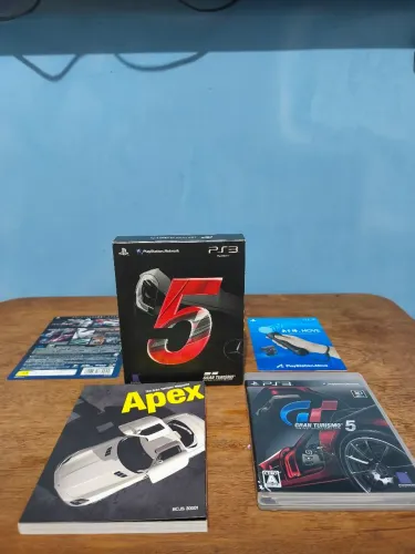 Gran Turismo 5 PS3 Edição Limitada Japonesa - Completo (CIB)