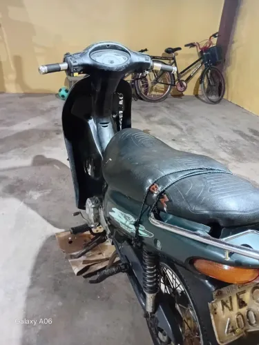 Vendo essa moto biz 2002 perdal e partida ctt *