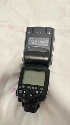 Flash canon- 600 ex