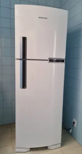 Geladeira Frost Free 370 litros Brastemp Branca com 6 meses de uso novíssima