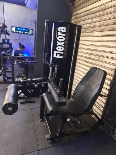 Vendo flexora semi nova