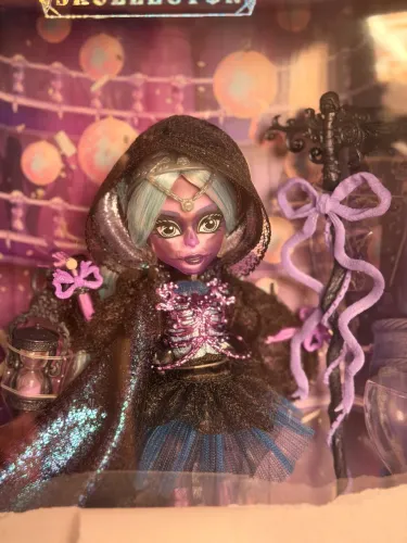 (Reservado) Monster High Skullector River