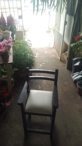 Cadeira pequena