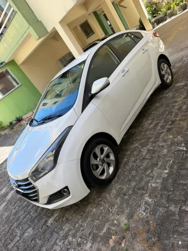 Hyundai HB20S C.plus/c.style 1.6 Flex 16V Mec.4p 2017