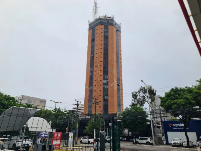Sala Comercial de 38 m² à Venda no Bairro Joaquim Távora em Fortaleza | Edifício Torre Qui